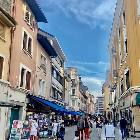 Apartment Escapade Urbaine A Thonon, Chic &
