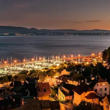 Apartment Escapade Urbaine A Thonon, Chic &